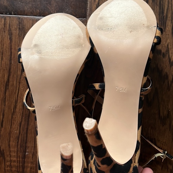 Steve Madden Leopard Stilettos 7.5 - Picture 5 of 5